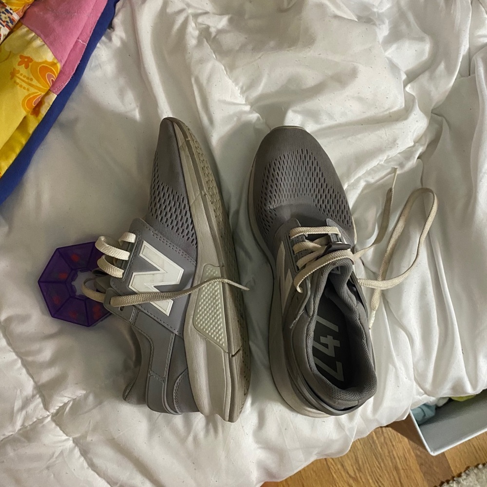 New balance shoes